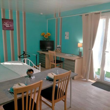 Studio " Tournesol " Au Coeur Du Berry Les Bordes Exterior photo
